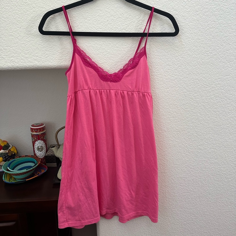 xs pink lace cami/sleep lingerie top